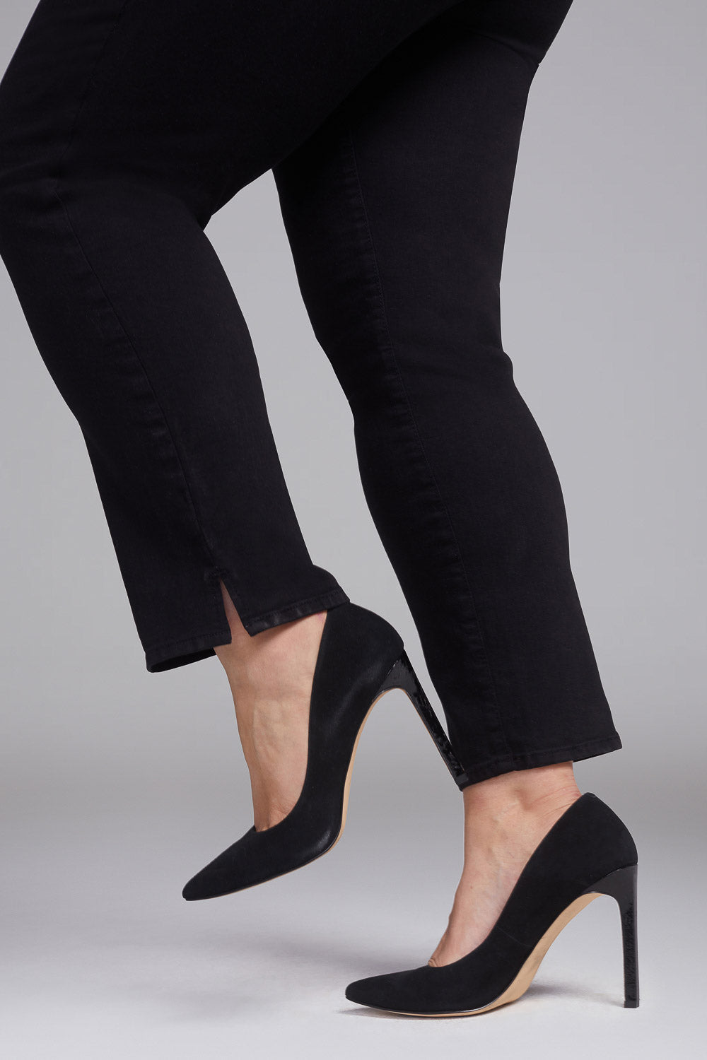 NYDJ Slim Straight Ankle Jeans In Short Inseam In Curves 360 Denim With Side Slit - Black