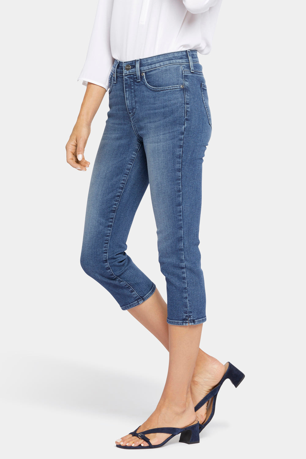 NYDJ Slim Straight Crop Jeans In Curves 360 Denim With Side Slits - Caliente