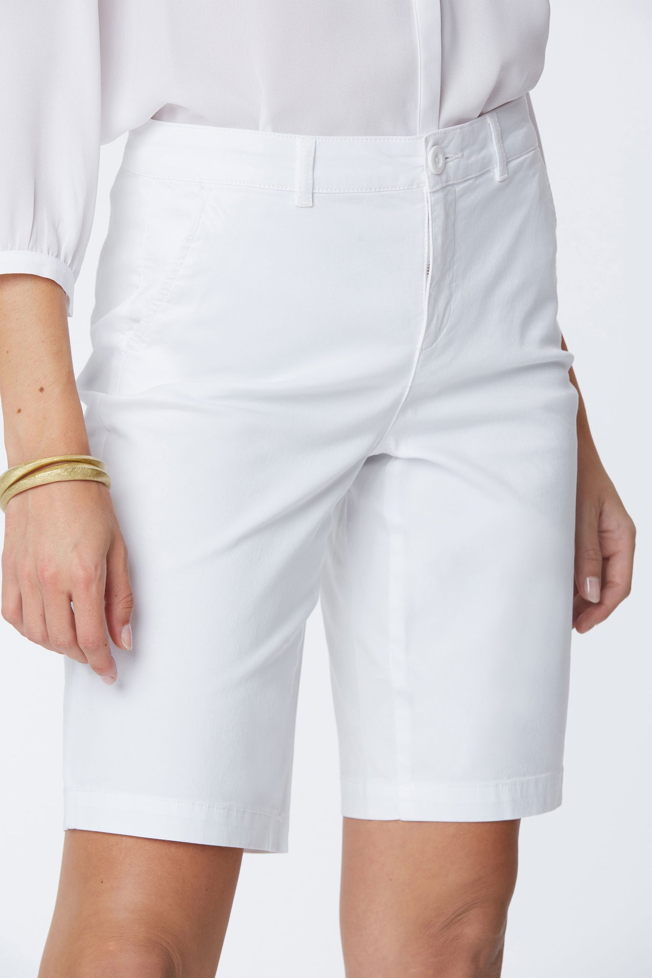 Bermuda 11 Inch Twill Shorts - Optic White White | NYDJ