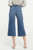 NYDJ Wide Leg Capri Jeans With High Rise And Frayed Hems - Caliente