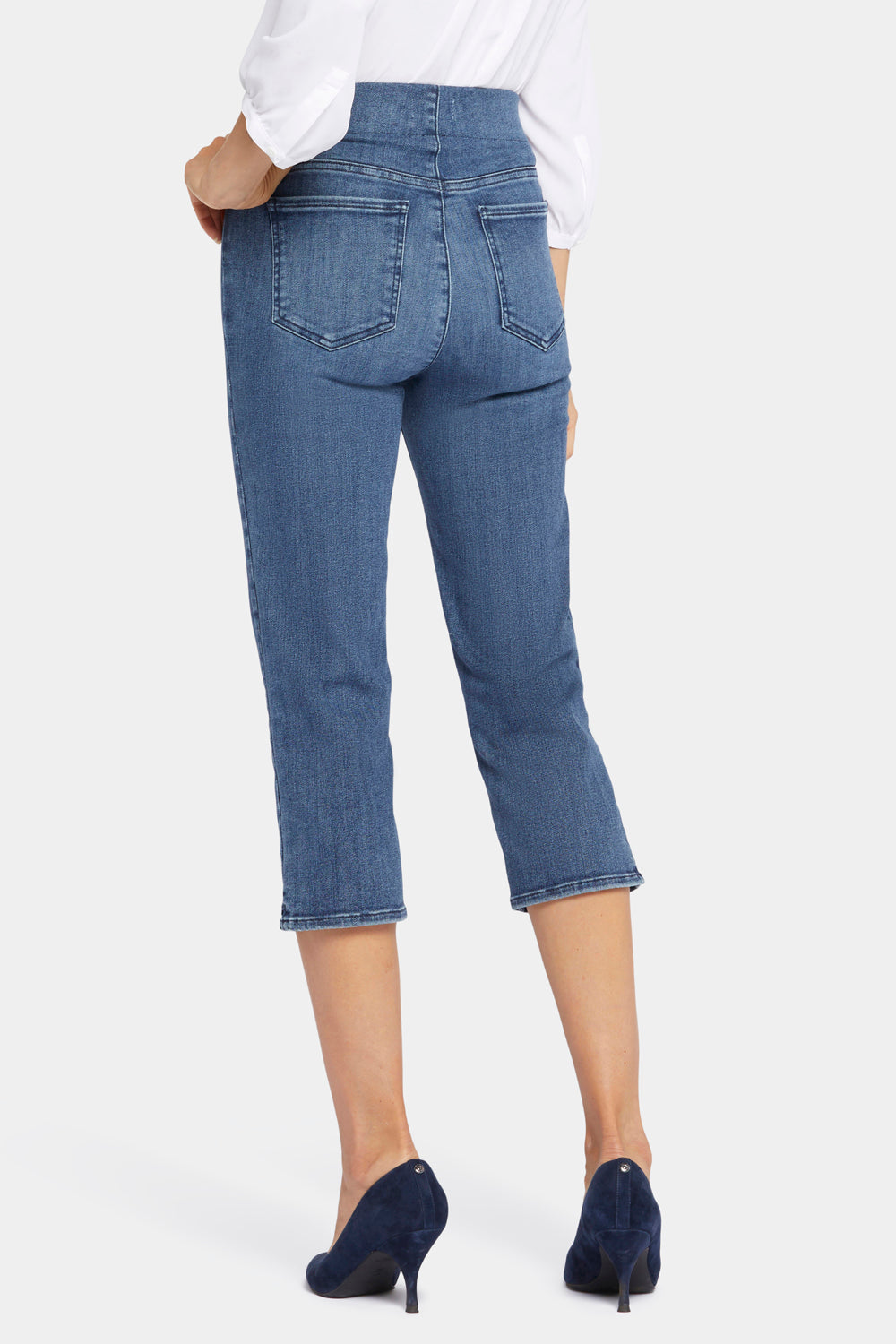 NYDJ Dakota Crop Pull-On Jeans In SpanSpring™ Denim With Side Slits - Caliente