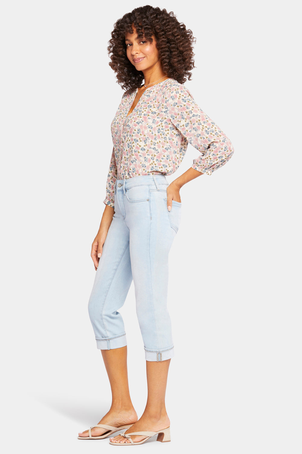 NYDJ Marilyn Straight Crop Jeans In Petite In Cool Embrace® Denim With Cuffs - Brightside