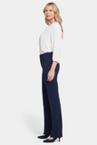 NYDJ Marilyn Straight Pants In Petite Sculpt-Her™ Collection - Oxford Navy