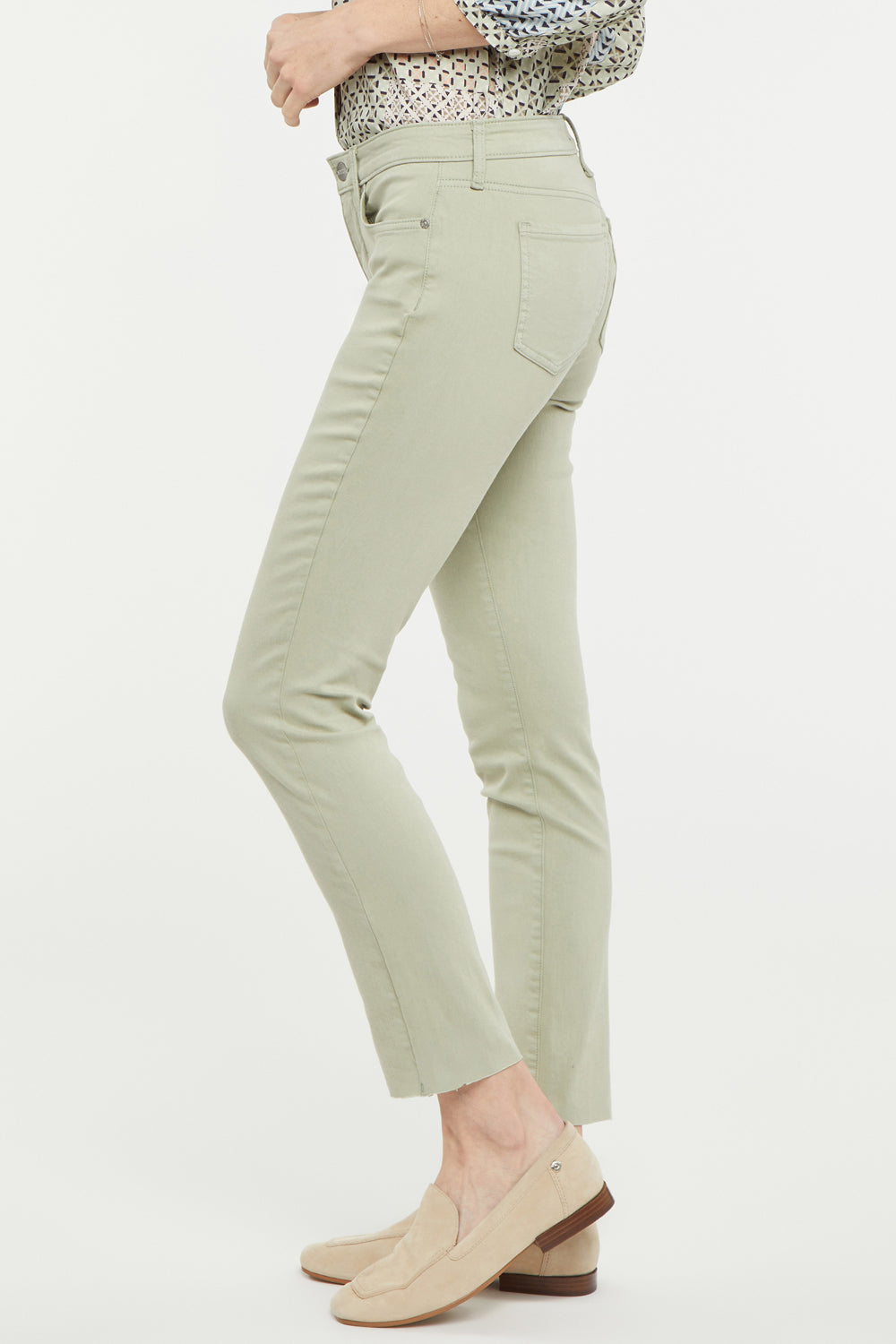 NYDJ Alina Skinny Ankle Jeans In Petite With Raw Hems - Bamboo