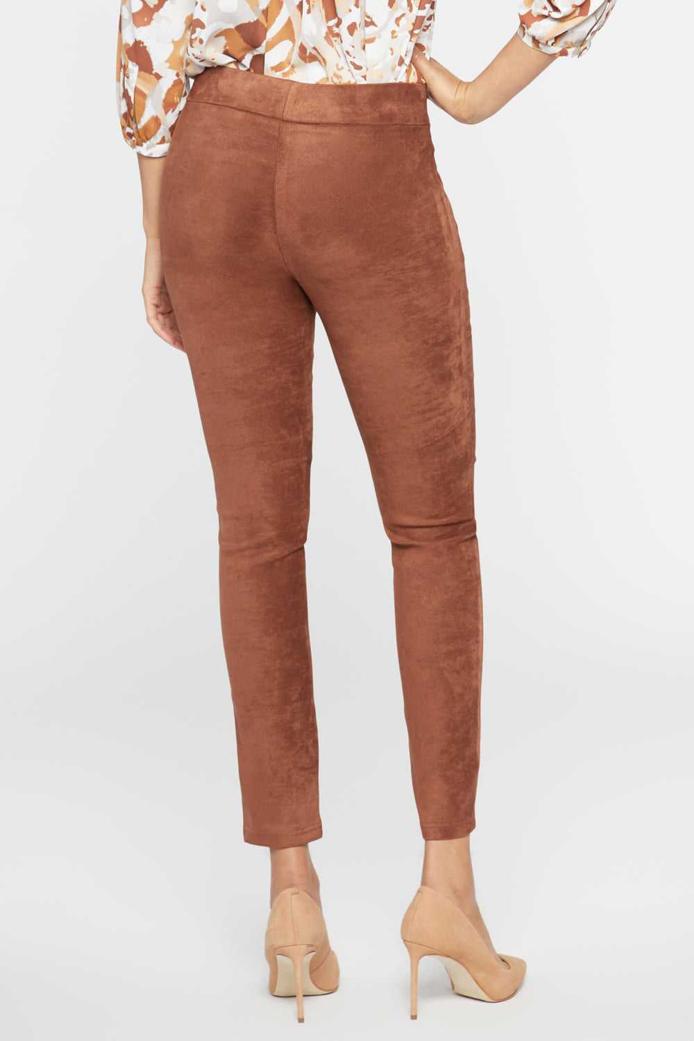 NYDJ Basic Legging Pants In Petite In Faux Suede - Coffee Bean