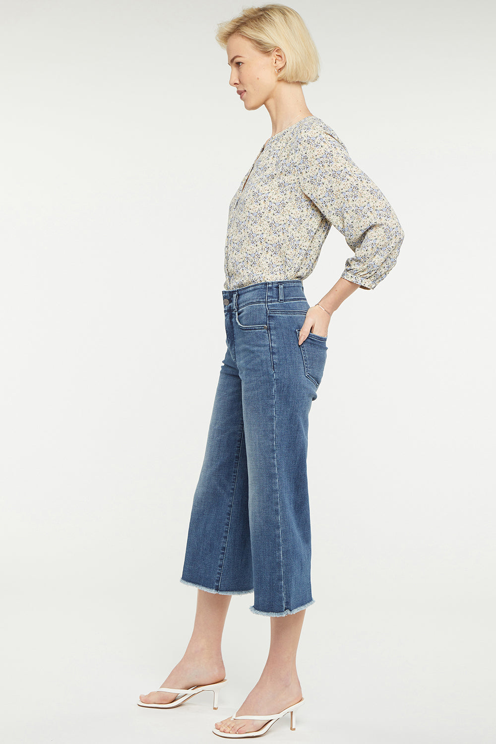 NYDJ Wide Leg Capri Jeans In Petite With High Rise And Frayed Hems - Caliente