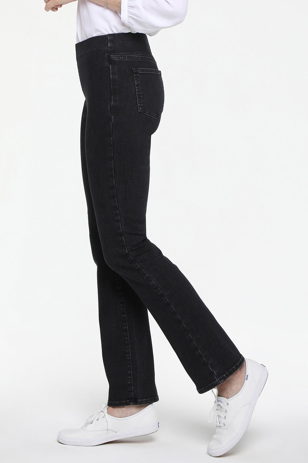 NYDJ Slim Bootcut Pull-On Jeans In Petite In SpanSpring™ Denim - Trinity