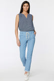 NYDJ Slim Jogger Ankle Pants In Petite With Roll Cuffs - Light Stone