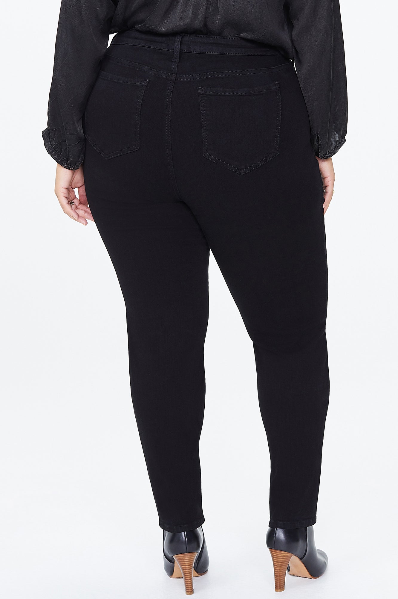 NYDJ Ami Skinny Jeans In Plus Size In Sure Stretch® Denim - Black