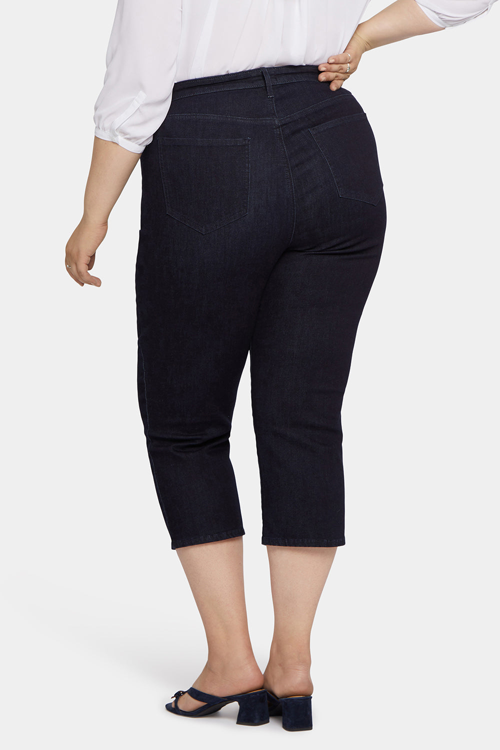 NYDJ Joni Relaxed Capri Jeans In Plus Size In Cool Embrace® Denim With High Rise - Illusion