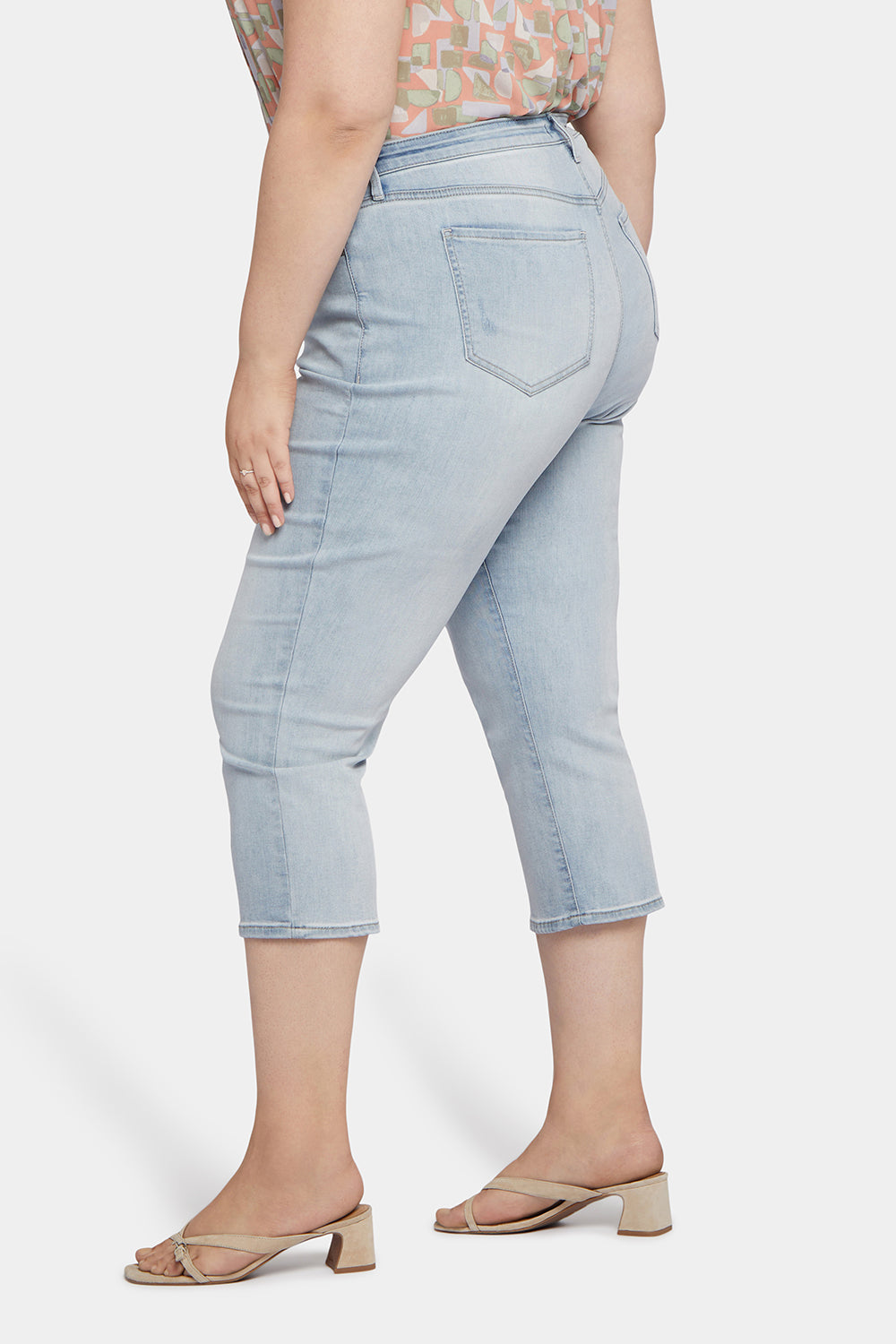 NYDJ Joni Relaxed Capri Jeans In Plus Size In Cool Embrace® Denim With High Rise - Enchant