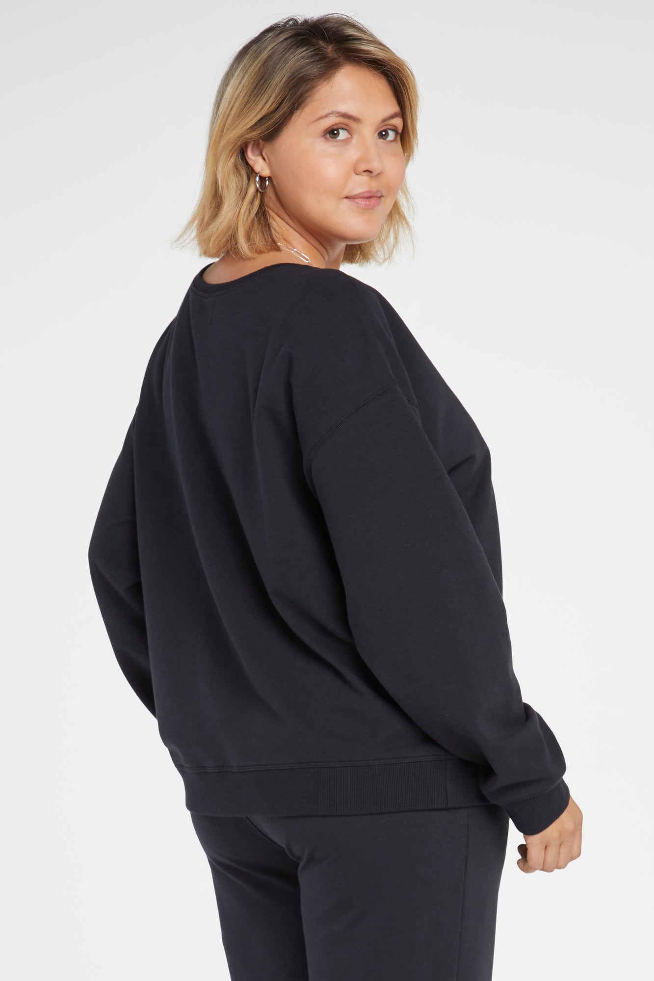 NYDJ Basic Sweatshirt In Plus Size Forever Comfort™ Collection - Black