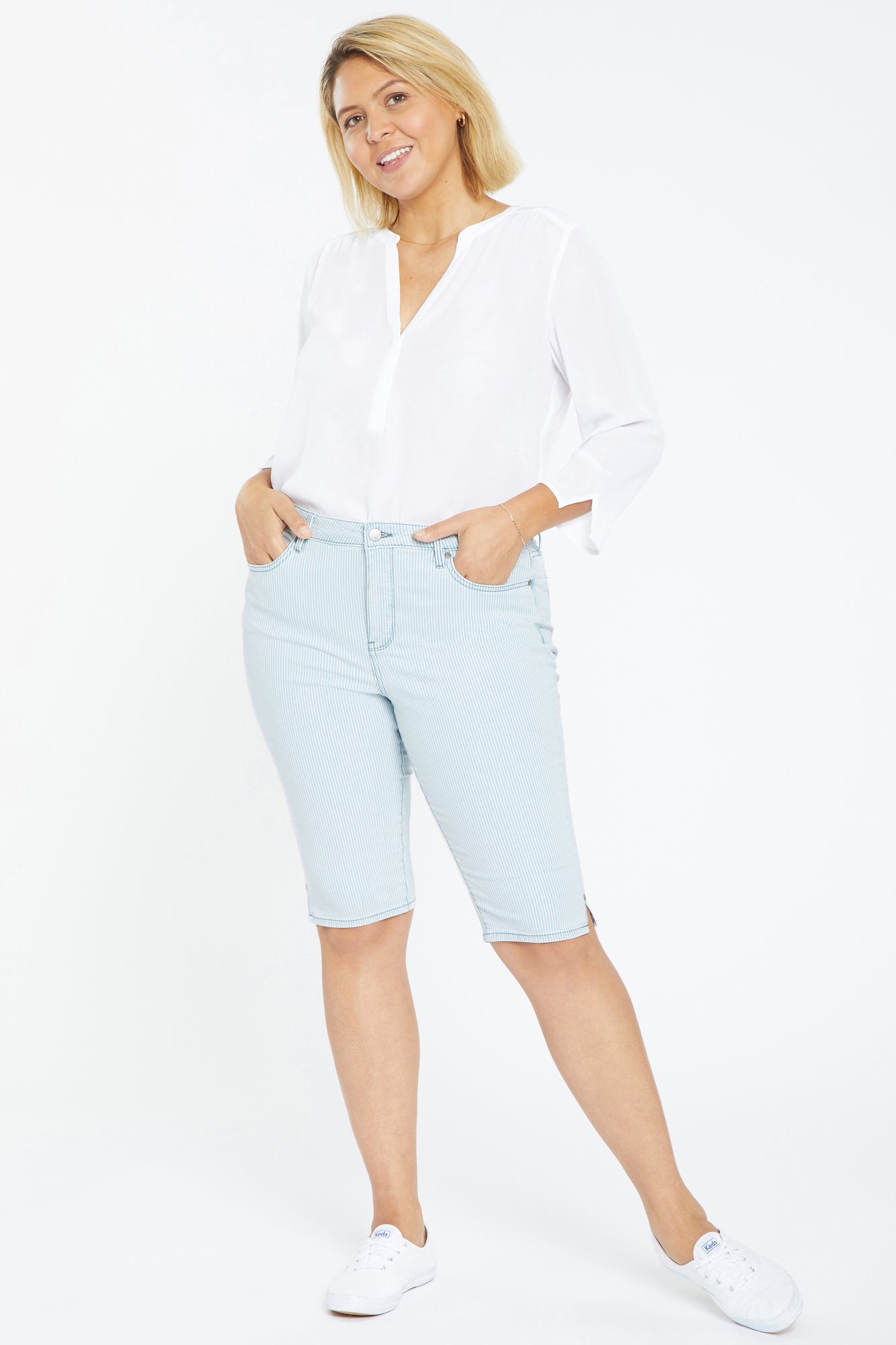 Capri Jeans In Plus Size With Riveted Side Slits - Rena Stripe Blue | NYDJ